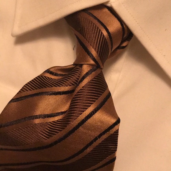 Tie - Picture 1 of 2